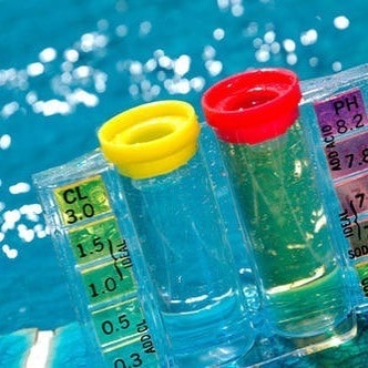 How pH Affects Your Pool Water